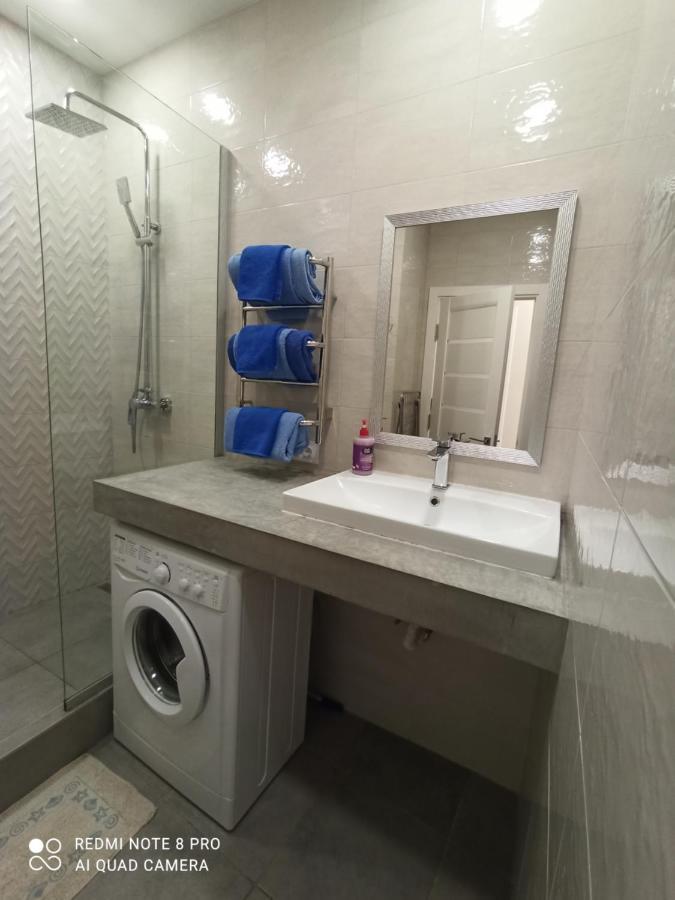 Самостоятельная Квартира Apartment Odessa Exterior photo